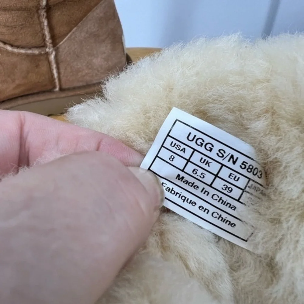UGGs classic short rollover suede Sherpa lined boot-in chestnut 8
